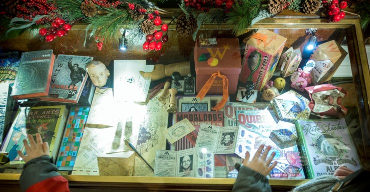 the-shortbread-shed-house-of-minalima5